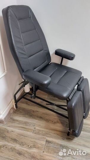 Педикюрное кресло