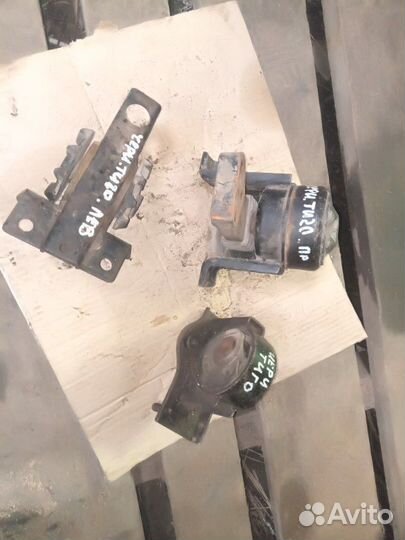 Подушка двигателя Chery Tiggo T11 2.4 2011