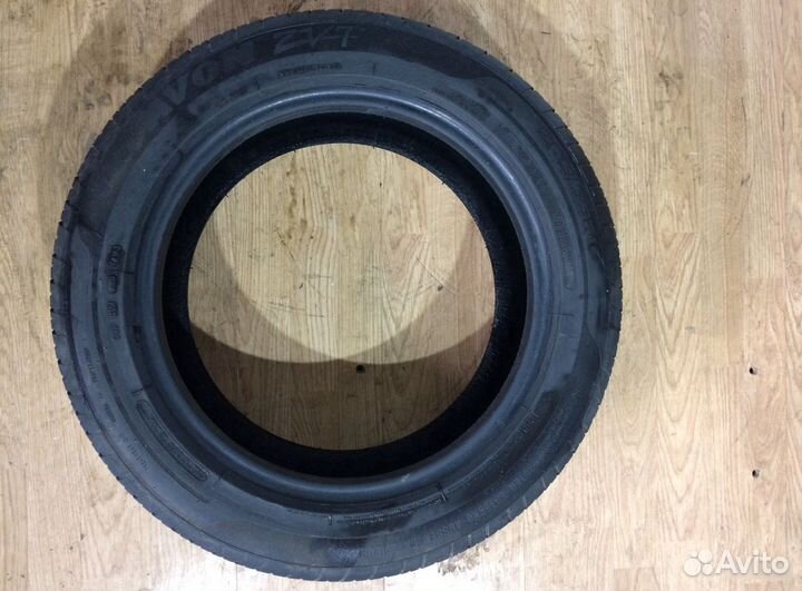 Avon ZV7 205/55 R16