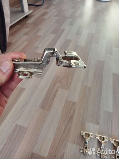Мебельные петли без доводчика