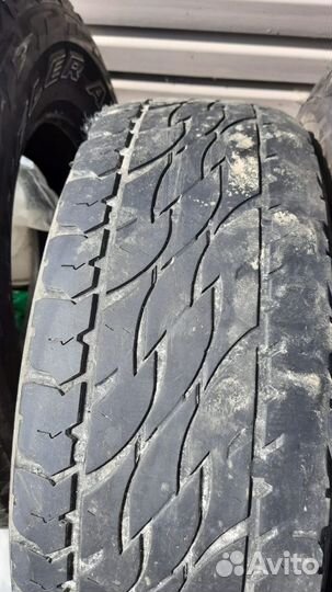 Bridgestone Dueler A/T 697 245/70 R16