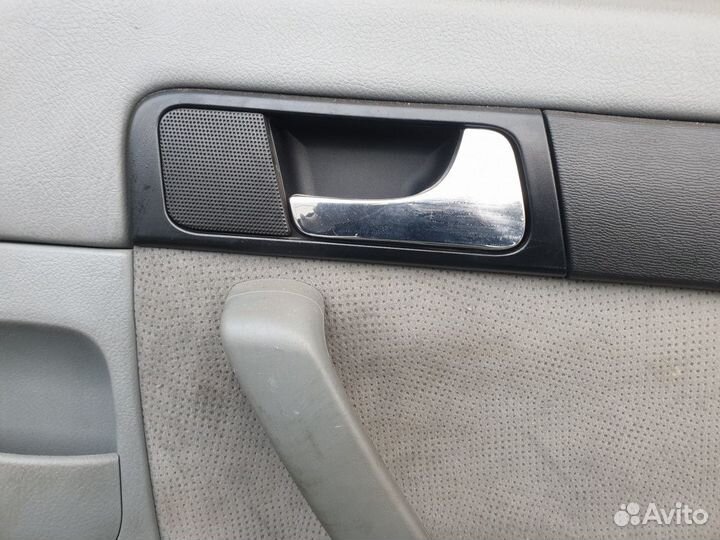 Обшивка двери задней правой Daewoo Gentra