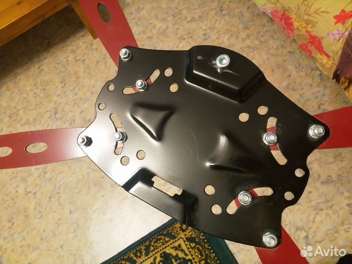 Часть кронштейна для телевизора