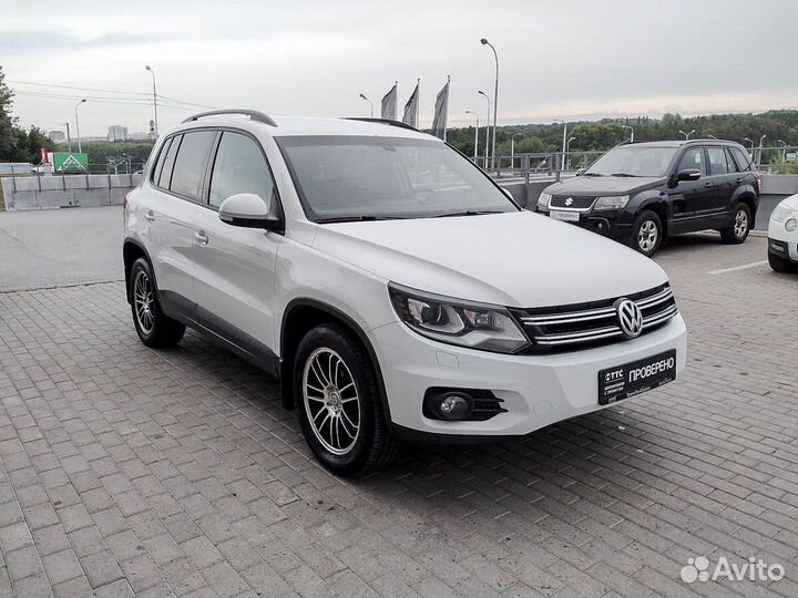 Volkswagen Tiguan 2.0 AT, 2012, 229 200 км