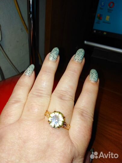 Кольцо с султанитом 23 размер, кольцо Лилии