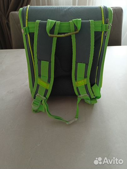 Школьный рюкзак