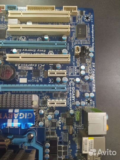 Материнская плата