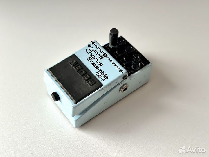 Педаль Boss Chorus Ensemble CE-5