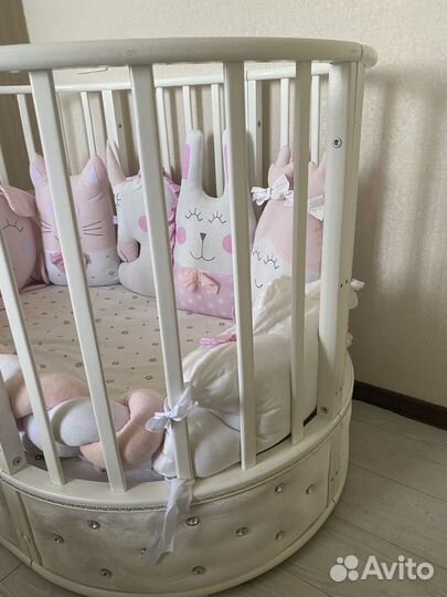 Детская овальная кроватка