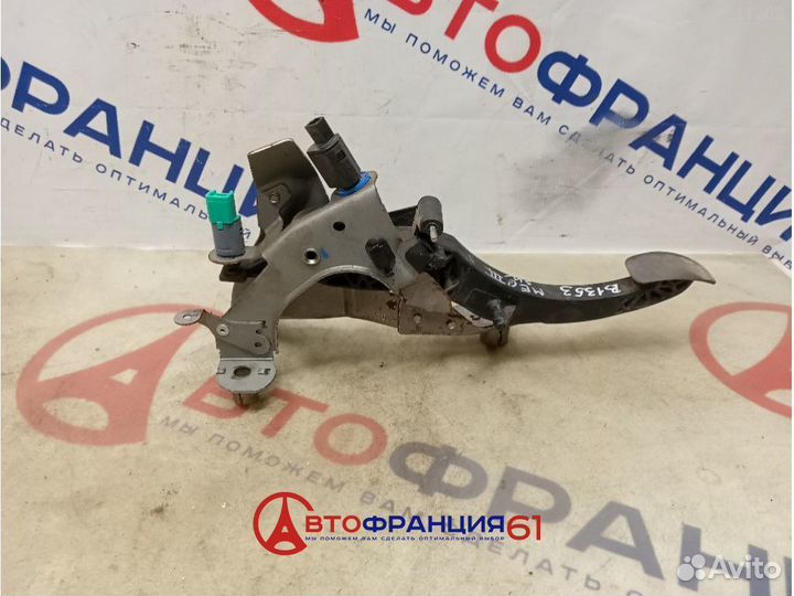 Педаль сцепления, 465030037R renault megane 3, 304