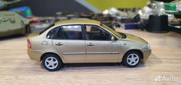 Модель автомобиля 1 43. ваз- Лада Калина