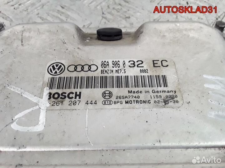 Блок эбу Volkswagen Golf 4 1,8т AUM 06A906032EC
