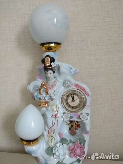 Светильник часы