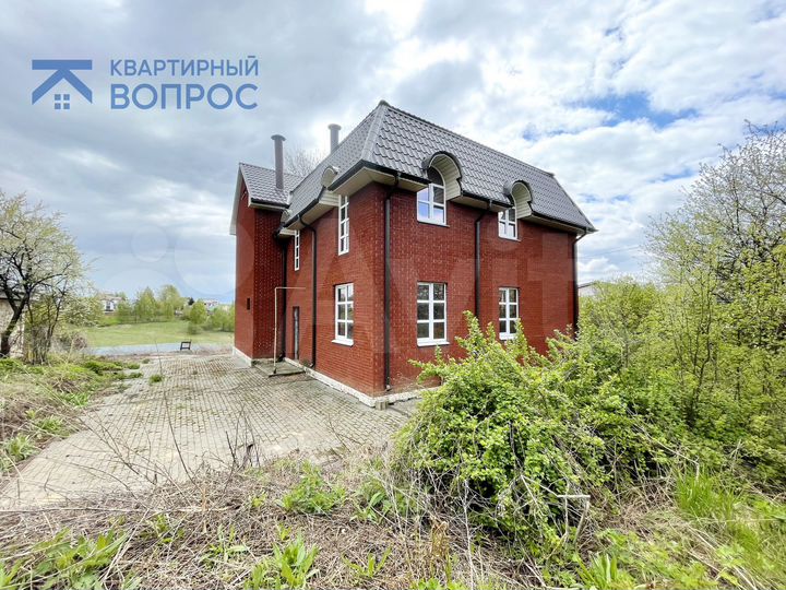 Коттедж 303 м² на участке 16 сот.