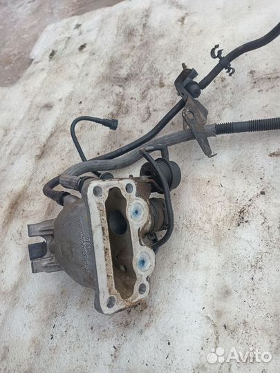 Патрубок Заслонка дроссельная Range Rover 4.2 л