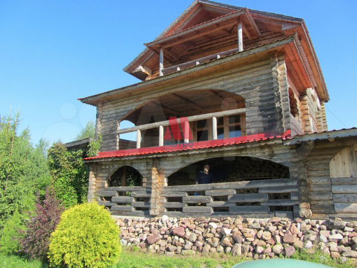 Коттедж 245 м² на участке 80 сот.