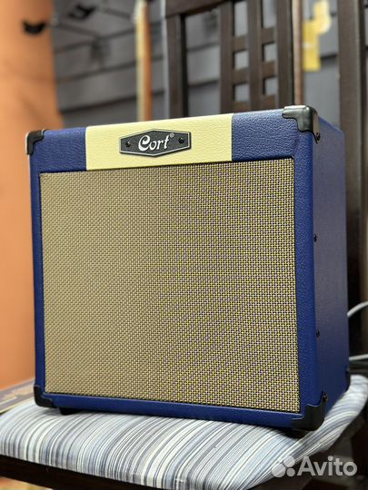 Комбоусилитель cort новый