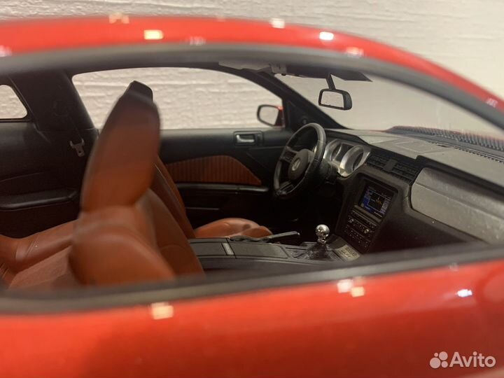 Модель ford mustang. 1:12. Revell