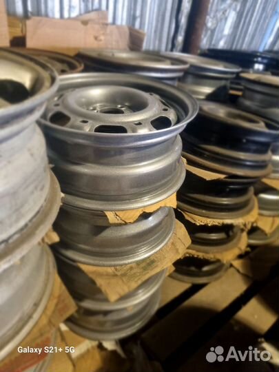 Диски Volkswagen(6,0X14/4x100/ET33/Ц. 57,1)