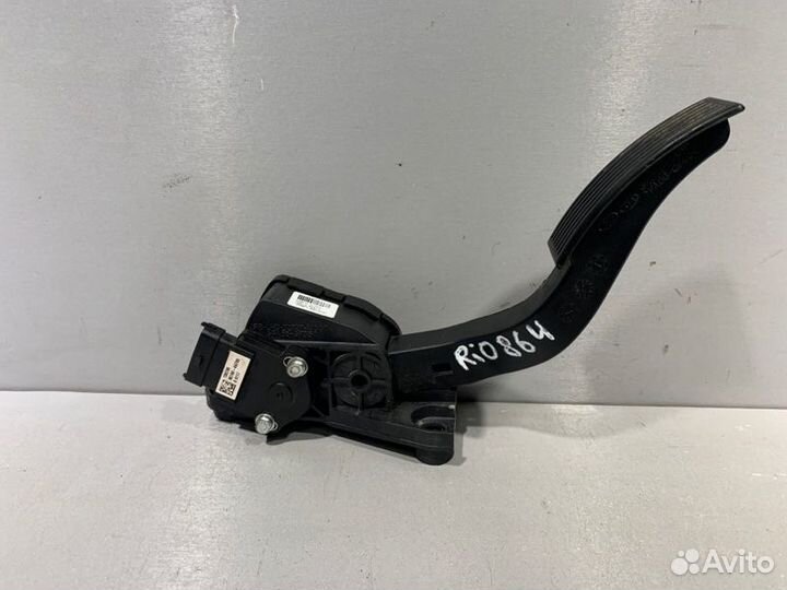 Педаль газа Kia Rio седан G4FA 2013