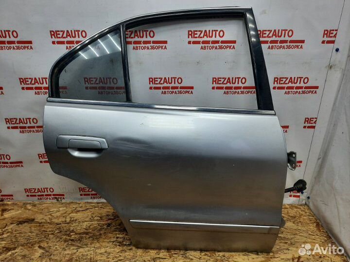 Дверь задняя правая Mitsubishi Galant 4A3A 4G64