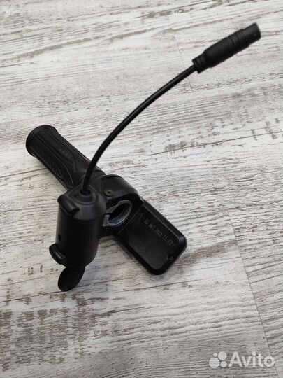 Ручка газа на электросамокат