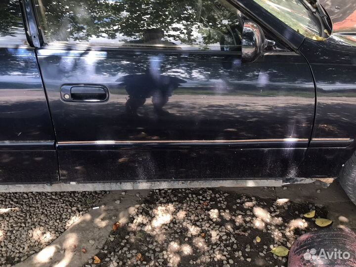 Дверь передняя правая toyota mark 2