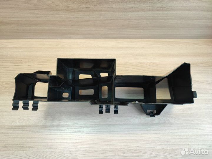 Абсорбер бампера задний левый Renault Sandero