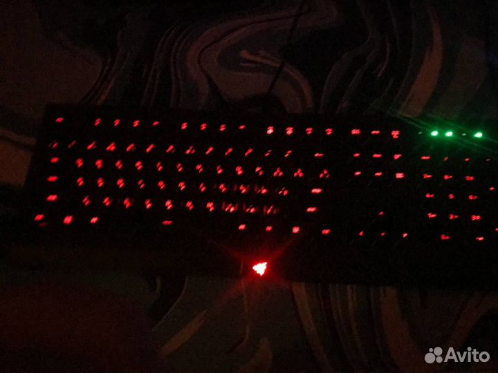 Игровая клавиатура Razer