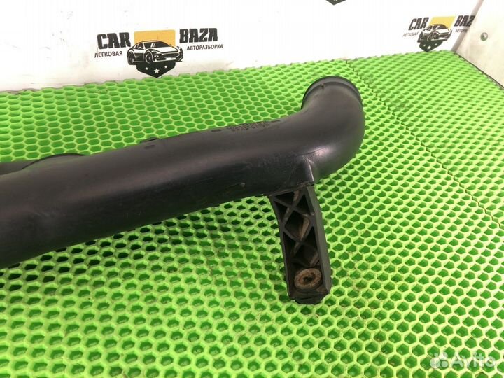 Патрубок интеркулера