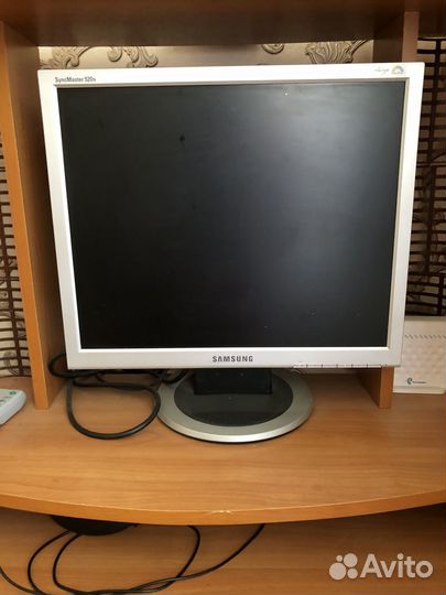 Монитор Samsung