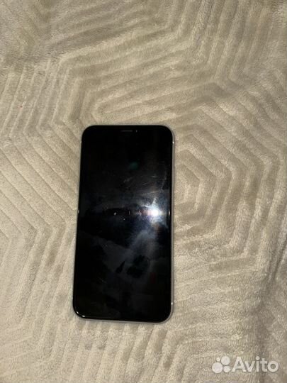 iPhone Xr, 128 ГБ