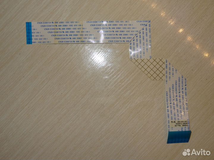 Шлейф BN96-12469Q для Samsung LE32D450G1W