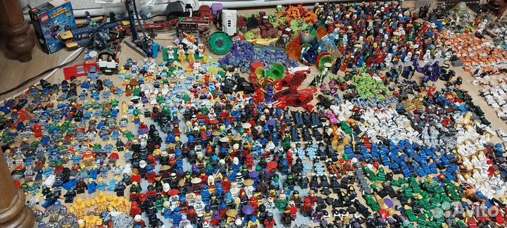 Lego ninjago,чима,нексо найз минифигурки и детали