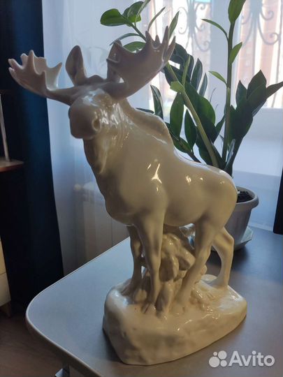 Лось фарфор лфз