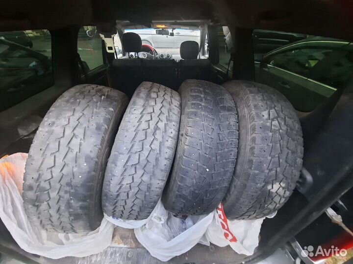 Kumho Power Grip KC11 225/70 R15