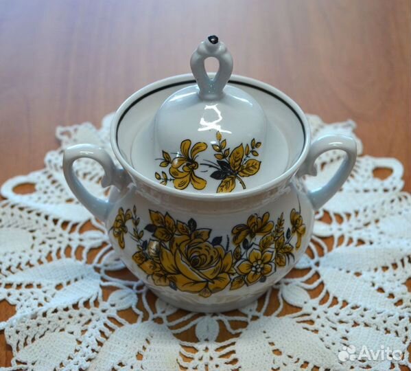 Сахарница красивая времён СССР