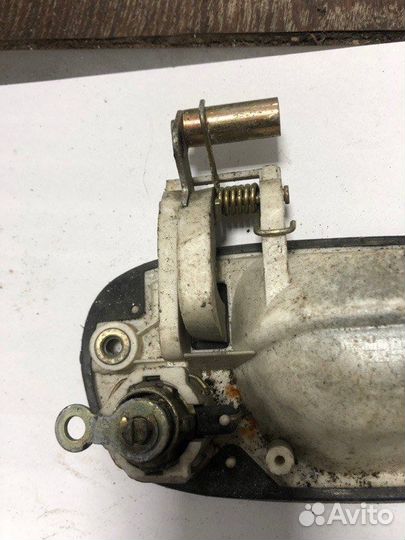 Ручка двери внешняя передняя левая Mitsubishi