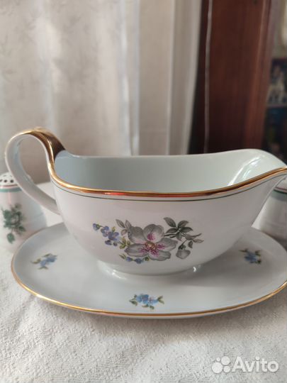 Посуда Kahla до 1957 г. Соусник, 3 солонки