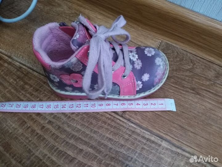 Ботинки для девочки