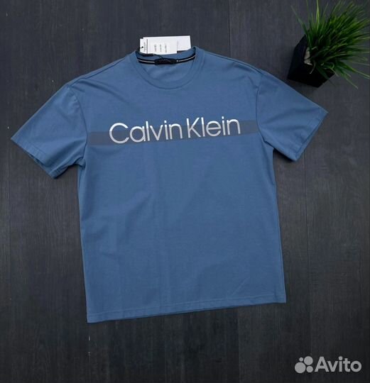 Футболка Calvin Klein летняя