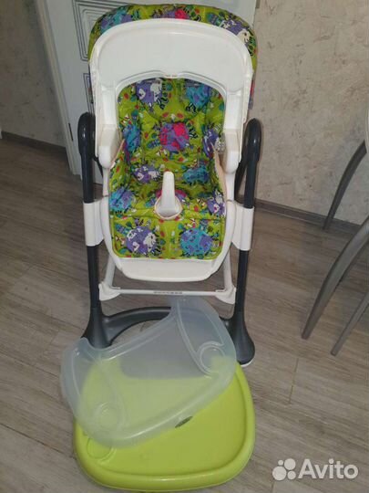 Стульчик для кормления cam