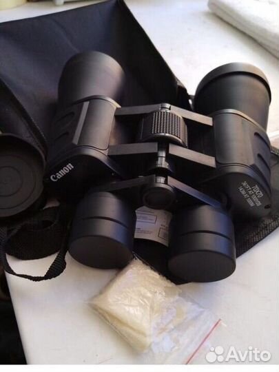 Бинокль Canon