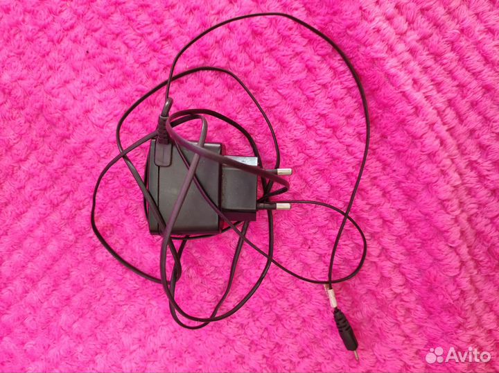Зарядка для Nokia тонкая