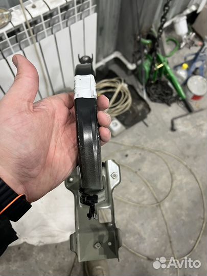 Петля крышки багажника KIA K5