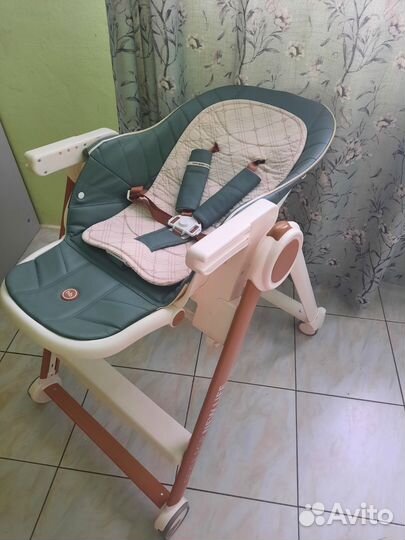 Стульчик для кормления happy baby