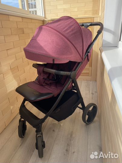 Коляска прогулочная Carrello Bravo