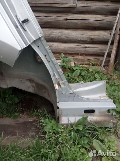 Четверть задняя правая Volkswagen Polo 5 sedan