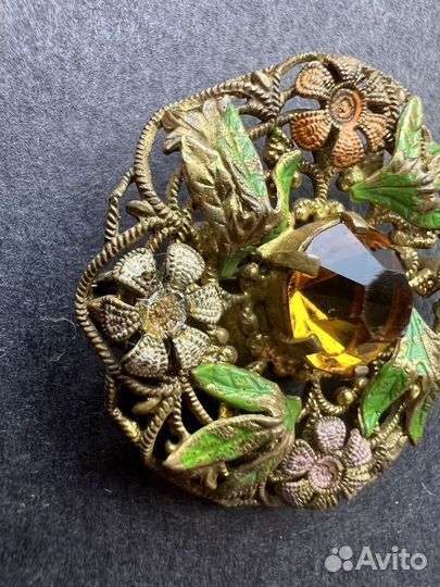Антиквврная брошь полянка Чехословакия