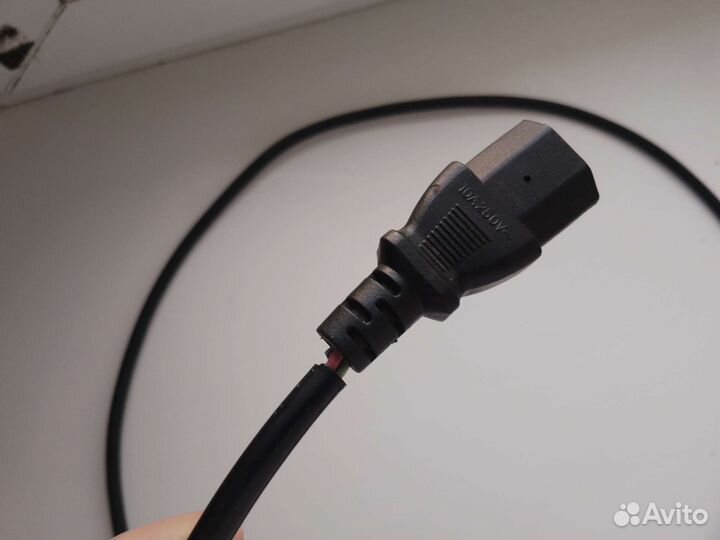 Монитор Samsung